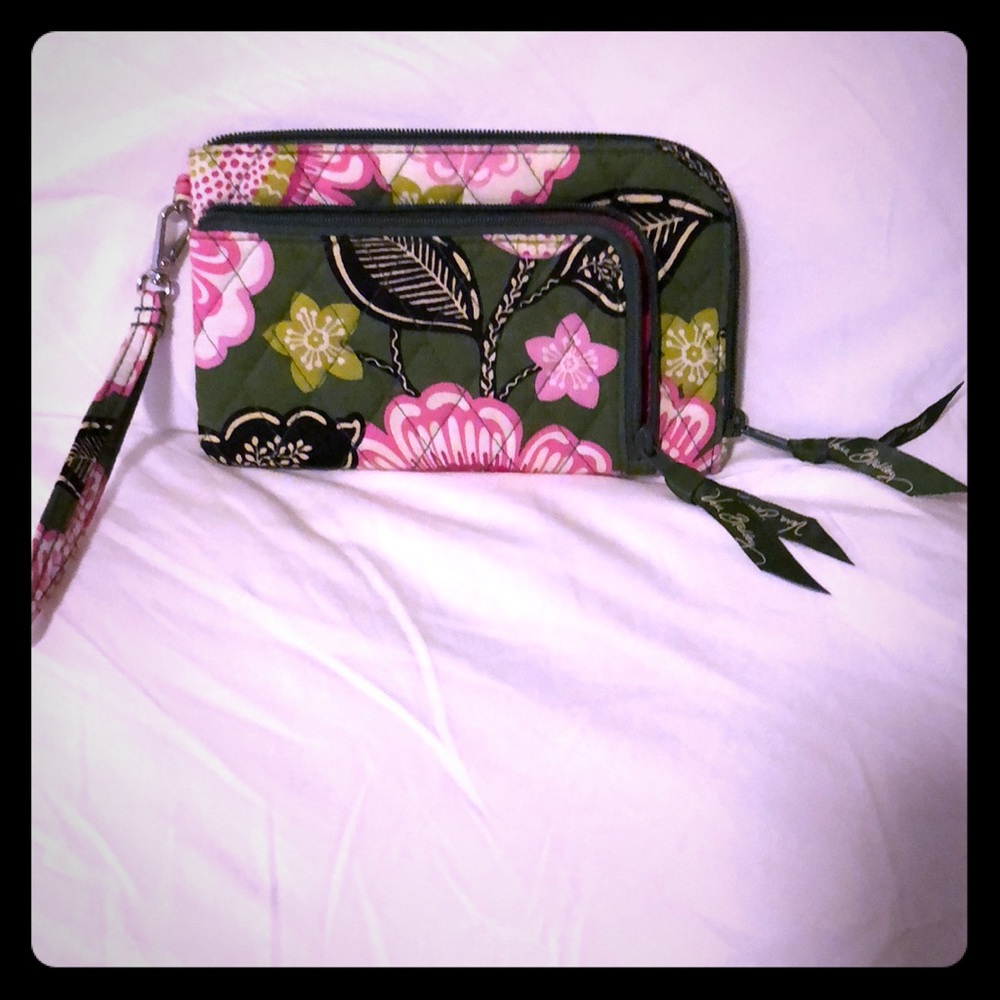 Vera Bradley clutch